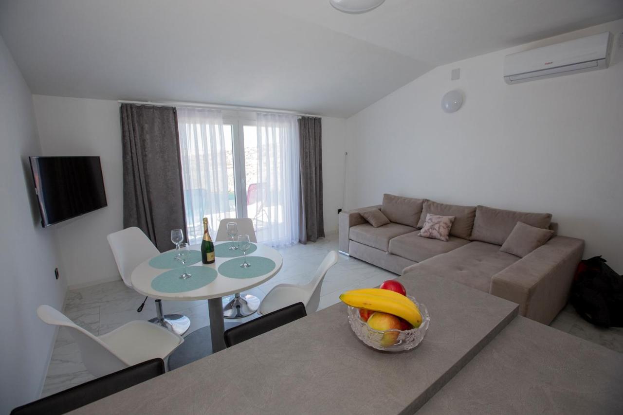Mayana Apartment Цезарица Екстериор снимка