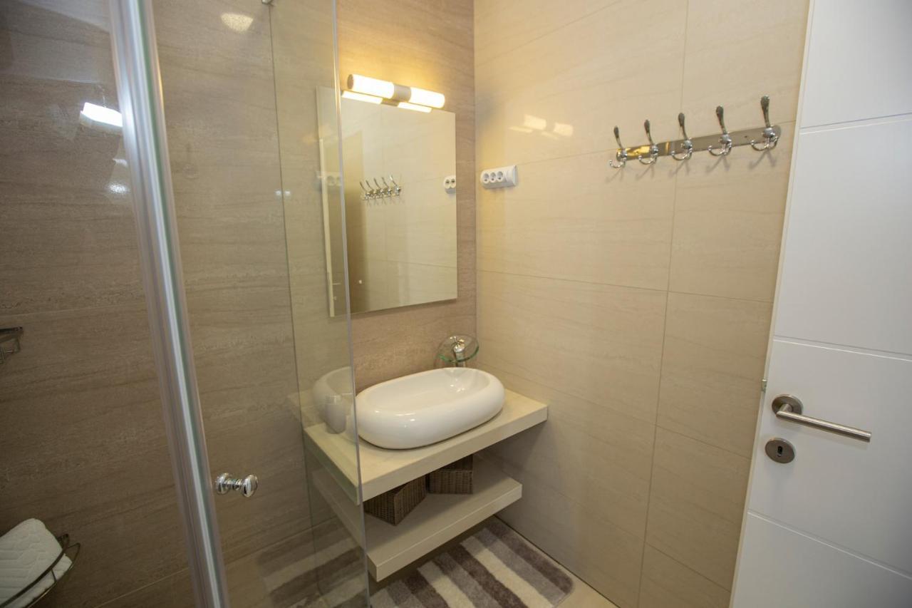 Mayana Apartment Цезарица Екстериор снимка
