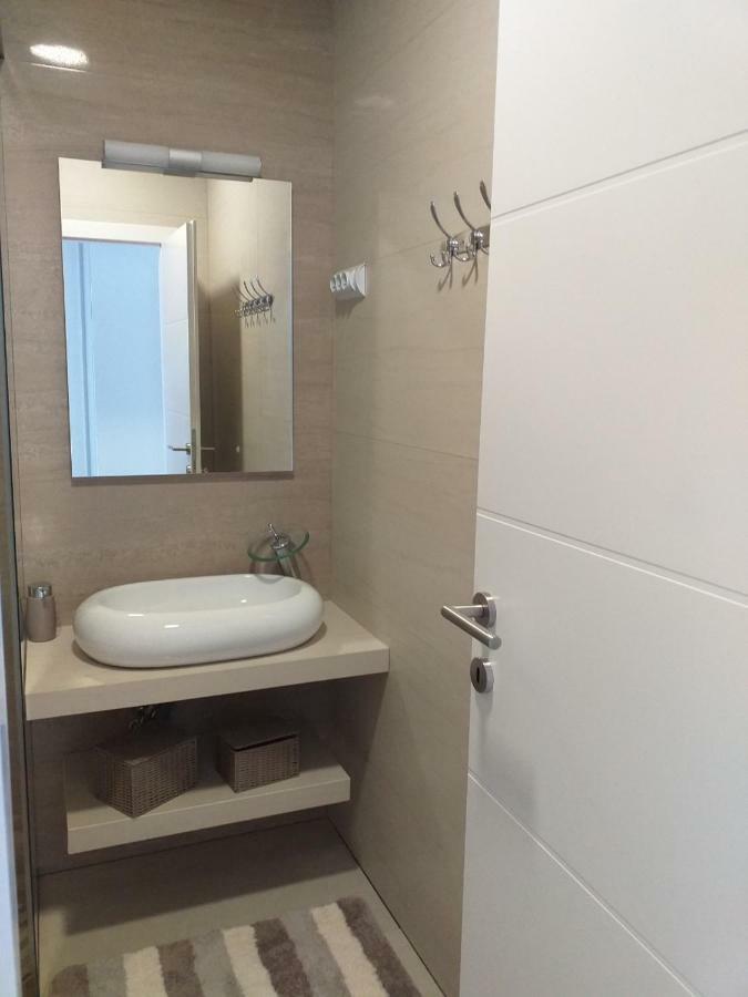 Mayana Apartment Цезарица Екстериор снимка