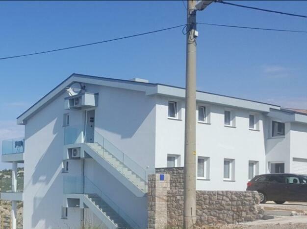 Mayana Apartment Цезарица Екстериор снимка