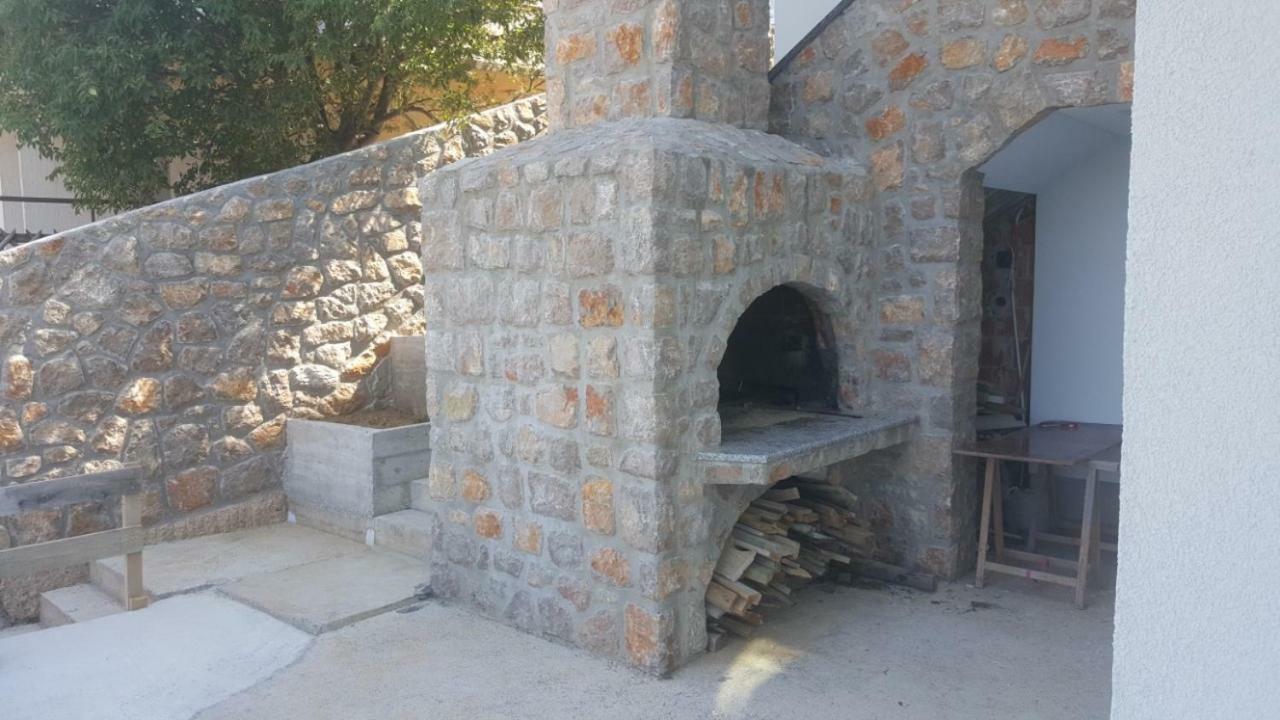 Mayana Apartment Цезарица Екстериор снимка